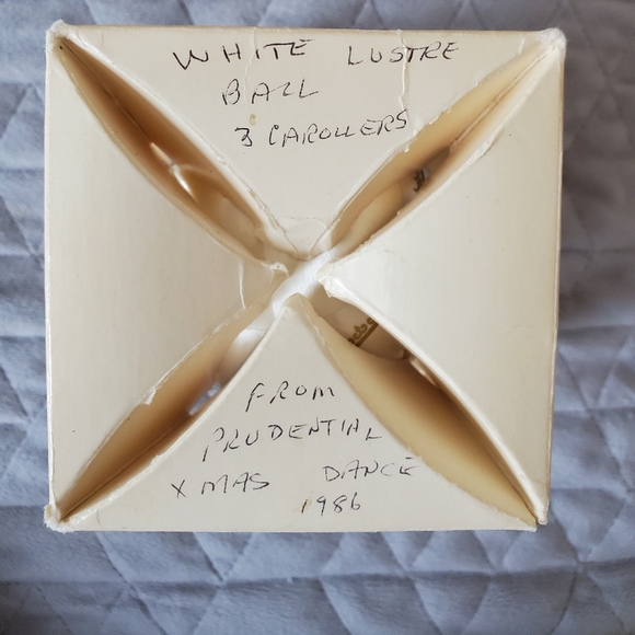 Original vintage 1986 Christmas Ornament One holiday ornament - Picture 3 of 6